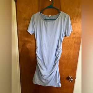 Fitted maternity dress